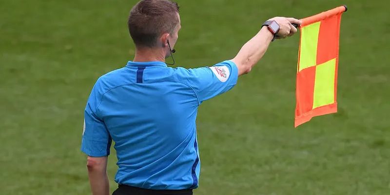 What does it mean to understand the offside rule 